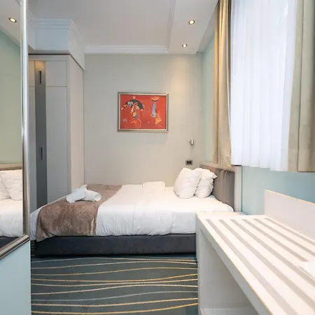 Hotel Kopernikus Prag 4*