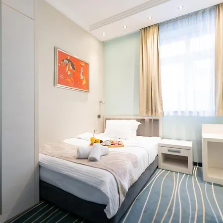 Hotel Kopernikus Prag 4*