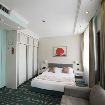 Kopernikus Prag Hotel 4*